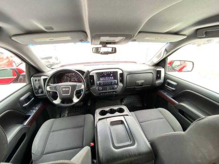 2016 GMC Sierra 1500 SLE 4WD Crew Cab Short Box SLE - Image 4