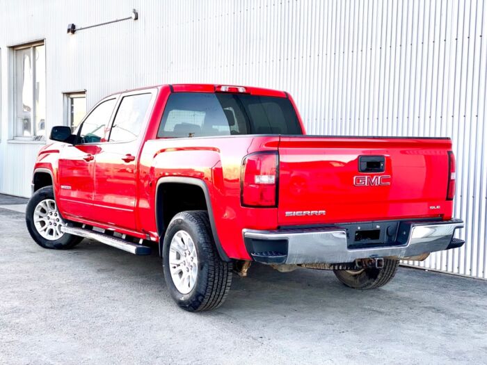 2016 GMC Sierra 1500 SLE 4WD Crew Cab Short Box SLE - Image 3