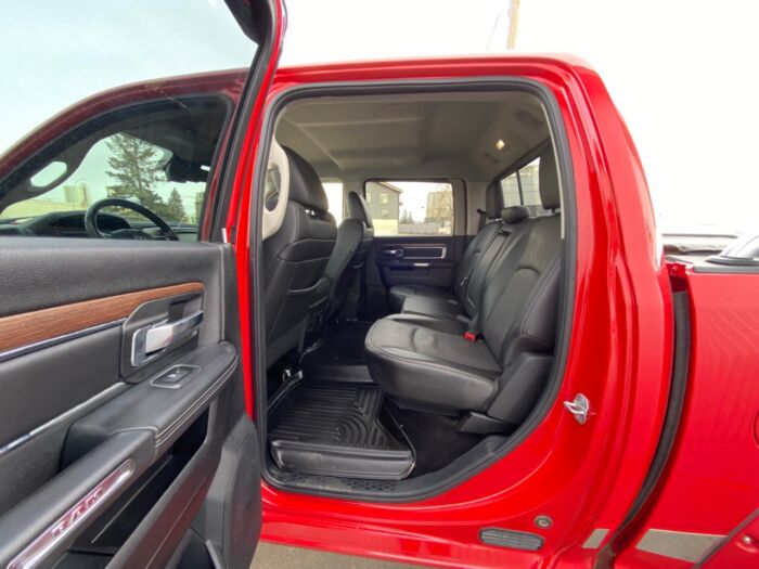 2014 Ram 1500 Laramie 4WD Crew Cab 5.7 Ft Box Laramie - Image 5