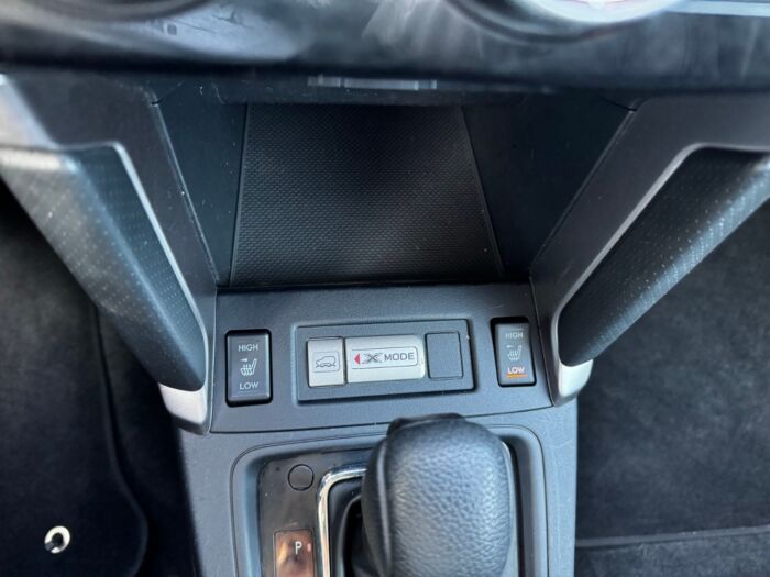 2018 Subaru Forester Limited 2.5i Limited CVT - Image 9