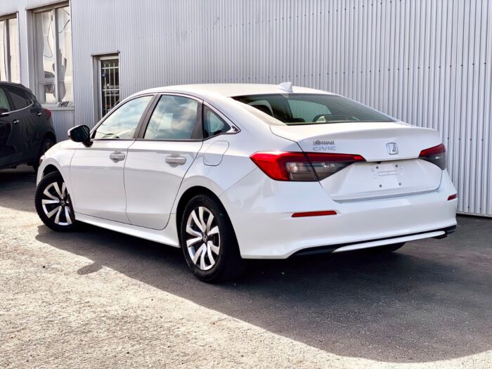 2022 Honda Civic Sedan LX LX CVT Sedan - Image 3