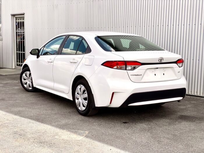 2020 Toyota Corolla LE LE CVT - Image 3