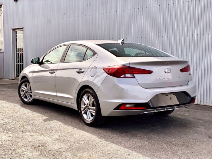 2020 Hyundai Elantra Preferred Preferred IVT w/ BACKUP CAMERA  /  LANE ASSIST - Image 3