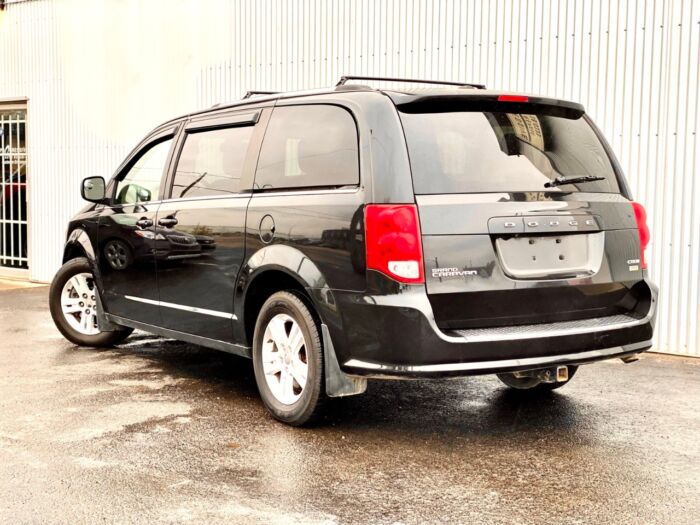 2018 Dodge Grand Caravan Crew Plus Crew Plus 2WD - Image 3
