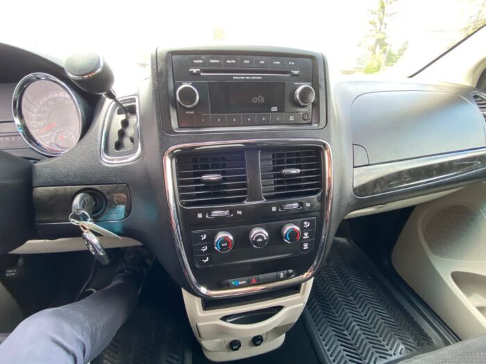 2012 Dodge Grand Caravan SXT 4dr Wgn SXT - Image 6