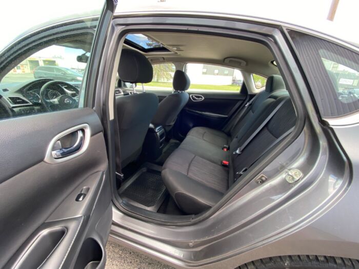 2019 Nissan Sentra SV SV CVT w/ BACKUP CAMERA - Image 5