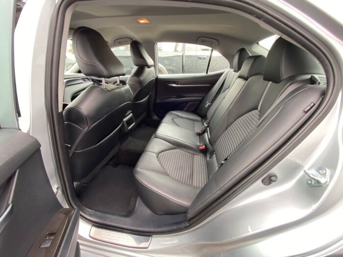 2022 Toyota Camry SE SE Auto - Image 6