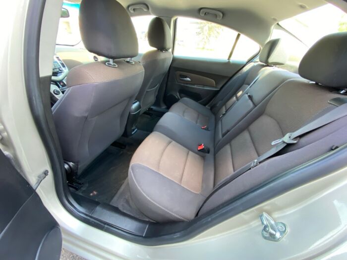 2015 Chevrolet Cruze 1LT 1 LT WITH BACKUP CAMERA - Image 6