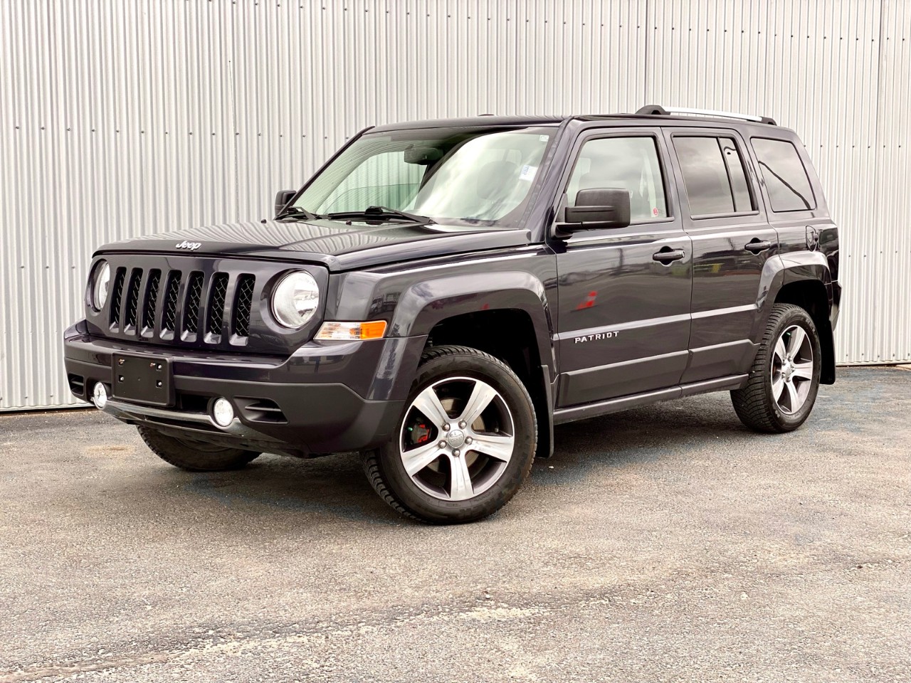 USED 2016 Jeep Patriot High Altitude 4WD 4dr High Altitude Calgary AB T2G 4P2