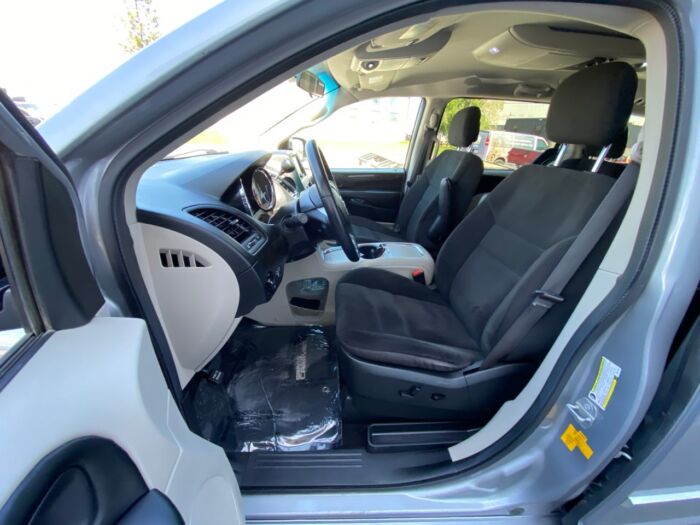 2017 Dodge Grand Caravan Crew 4dr Wgn Crew - Image 7