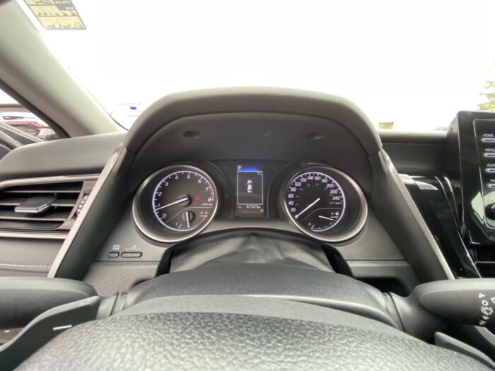 2022 Toyota Camry SE SE Auto - Image 10