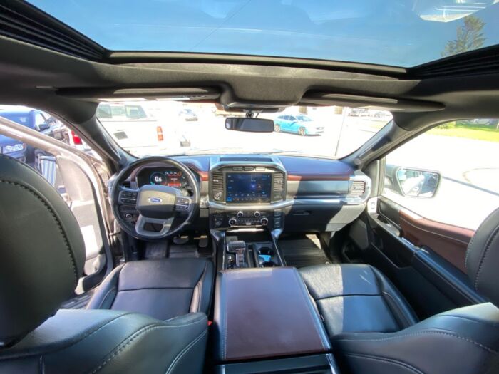 2021 Ford F-150 Lariat LARIAT 4WD SuperCrew 5.5' Box - Image 4