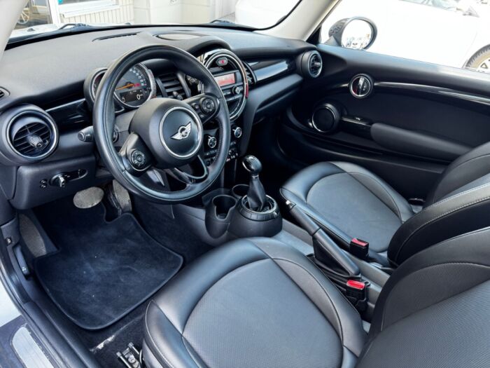 2016 MINI Cooper Hardtop Other 3dr HB - Image 5