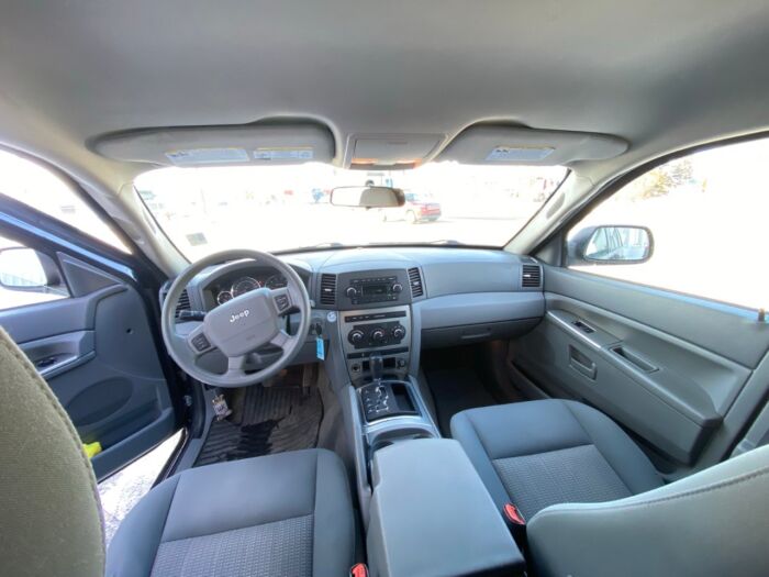 2007 Jeep Grand Cherokee Laredo 4WD 4dr Laredo - Image 4
