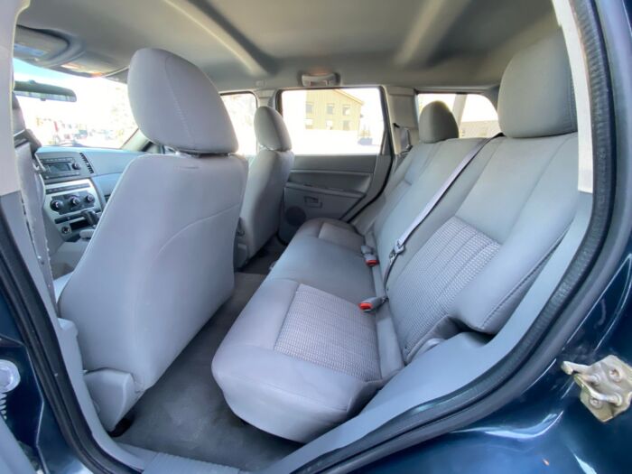 2007 Jeep Grand Cherokee Laredo 4WD 4dr Laredo - Image 6