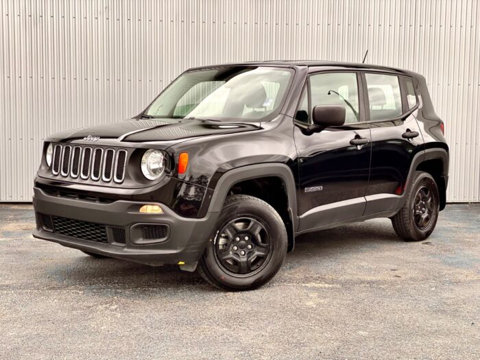 2017 Jeep Renegade Sport Sport 4x4 - Image 2
