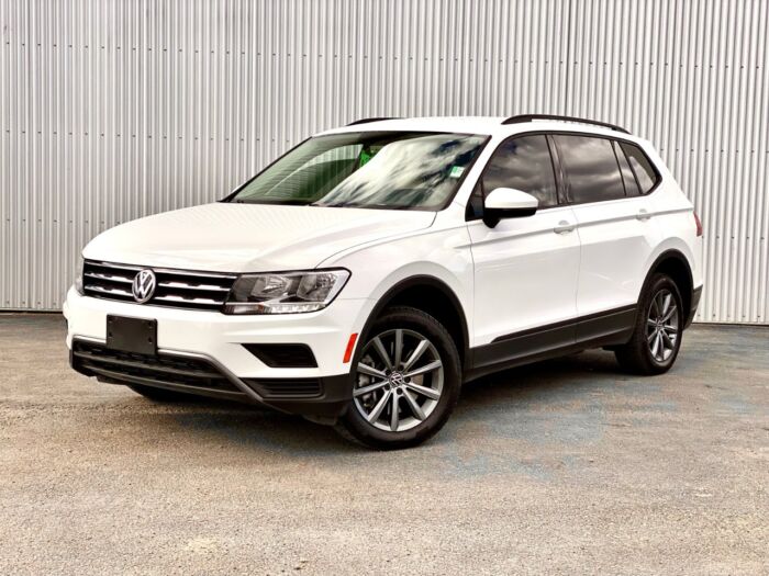 USED 2021 Volkswagen Tiguan Trendline Trendline 4MOTION Calgary AB T2G 4P2