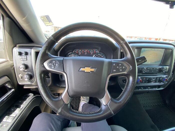 2017 Chevrolet Silverado 1500 LT Crew Cab Standard Box 4-Wheel Drive LT w/1LT - Image 8