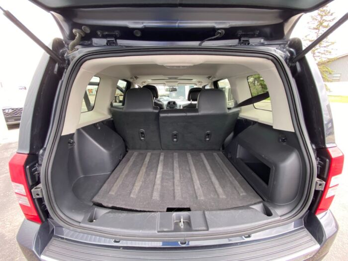 2016 Jeep Patriot High Altitude 4WD 4dr High Altitude - Image 7
