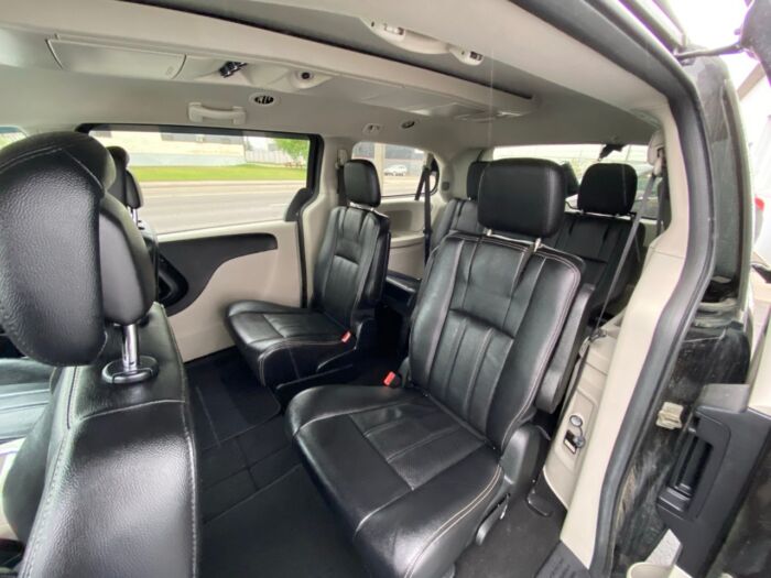 2018 Dodge Grand Caravan Crew Plus Crew Plus 2WD - Image 5
