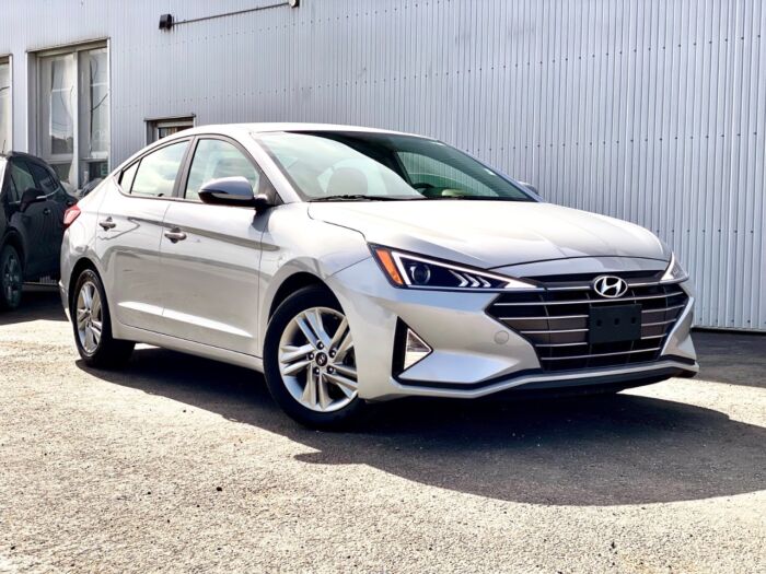 2020 Hyundai Elantra Preferred Preferred IVT w/ BACKUP CAMERA  /  LANE ASSIST - Image 2