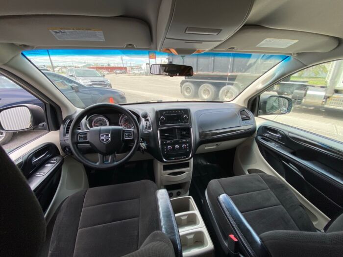 2012 Dodge Grand Caravan SXT 4dr Wgn SXT - Image 7