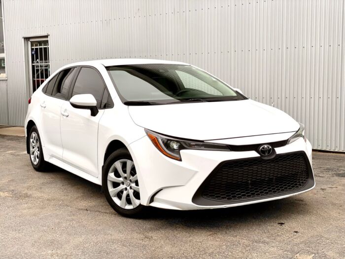 USED 2021 Toyota Corolla LE LE CVT Calgary AB T2G 4P2