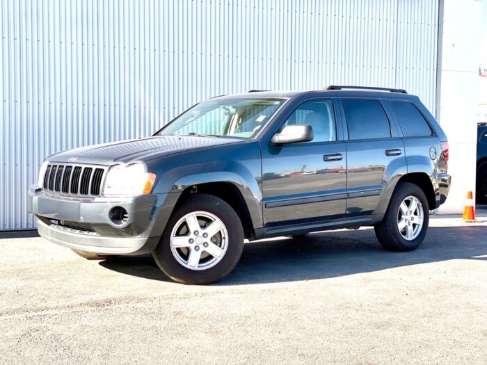 2007 Jeep Grand Cherokee Laredo 4WD 4dr Laredo - Image 2