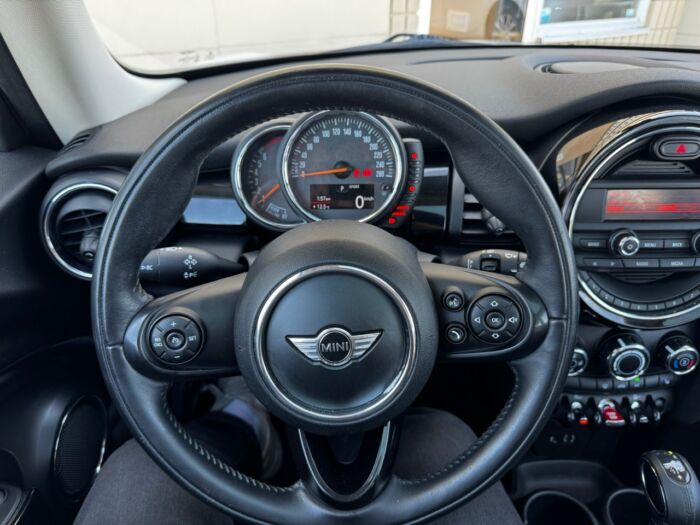 2016 MINI Cooper Hardtop Other 3dr HB - Image 6