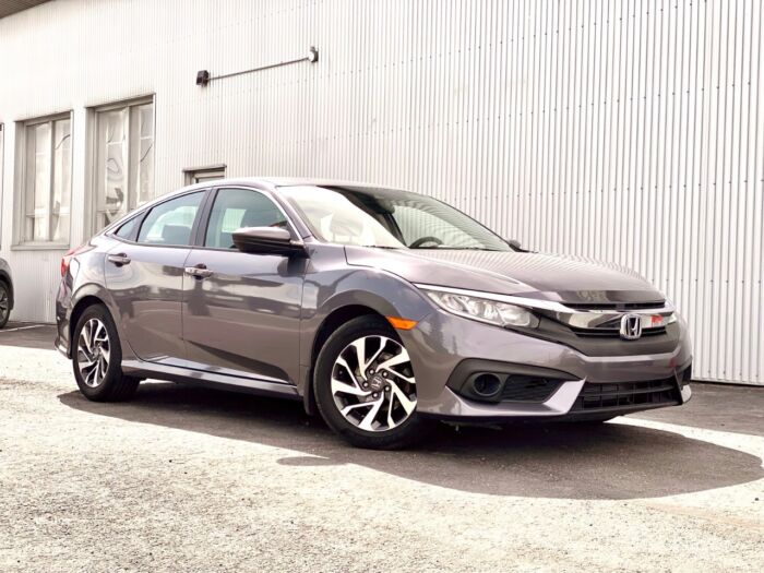 USED 2018 Honda Civic Sedan SE SE CVT Sedan w/ BACKUP CAMERA Calgary AB T2G 4P2