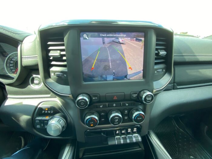 2020 Ram 1500 Sport Sport 4x4 Crew Cab 5'7" Box - Image 9