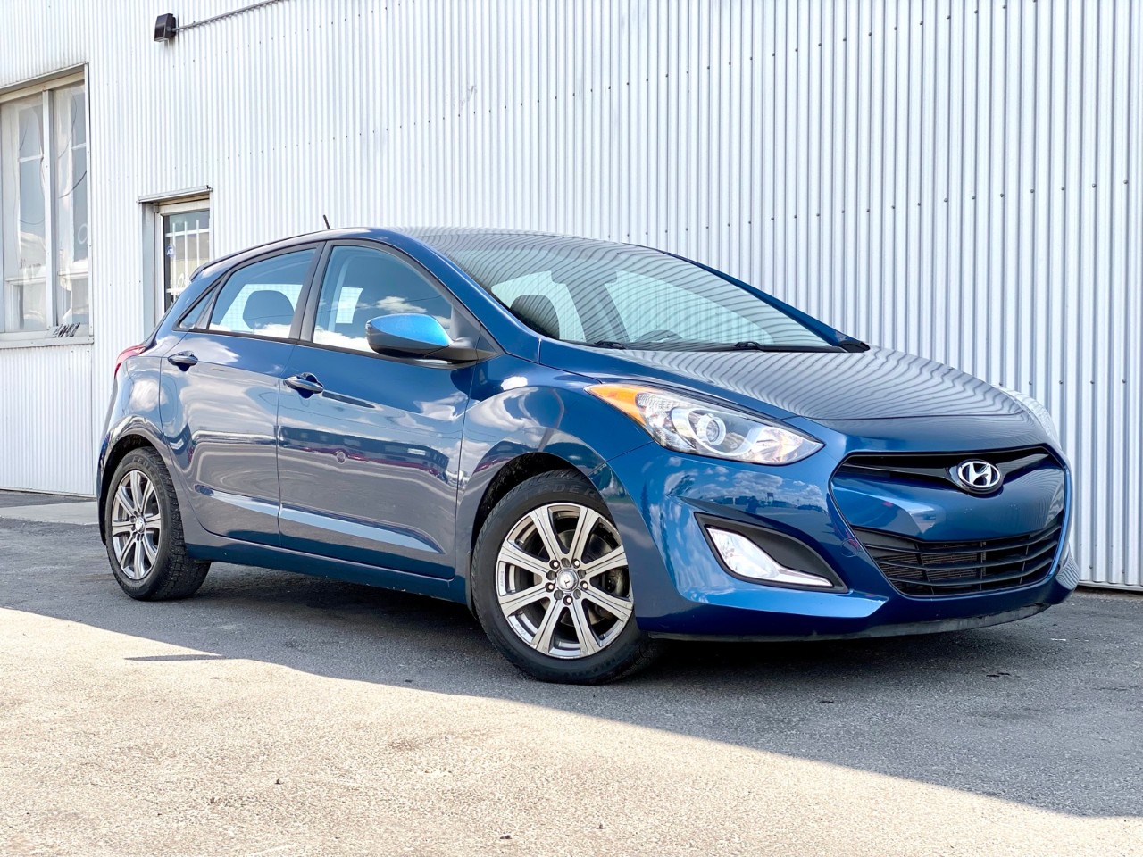 USED 2014 Hyundai Elantra GT GLS 5dr HB Auto GLS Calgary AB T2G 4P2