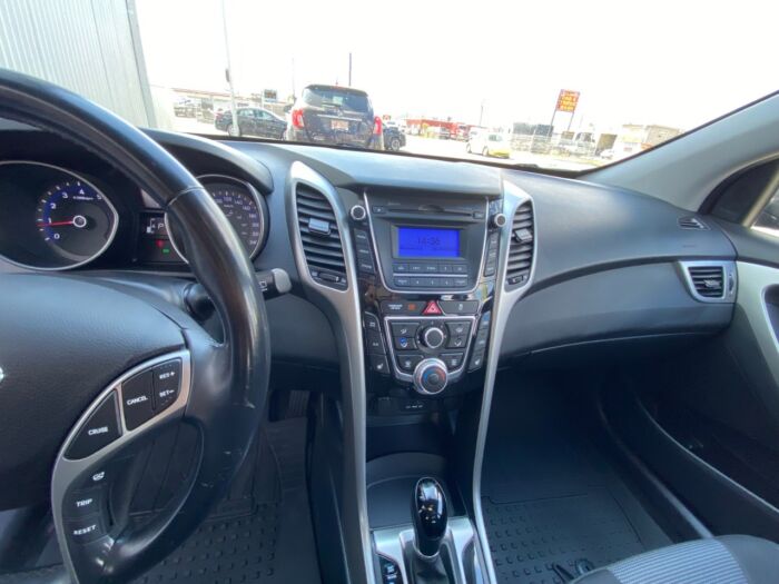 2014 Hyundai Elantra GT GLS 5dr HB Auto GLS - Image 8