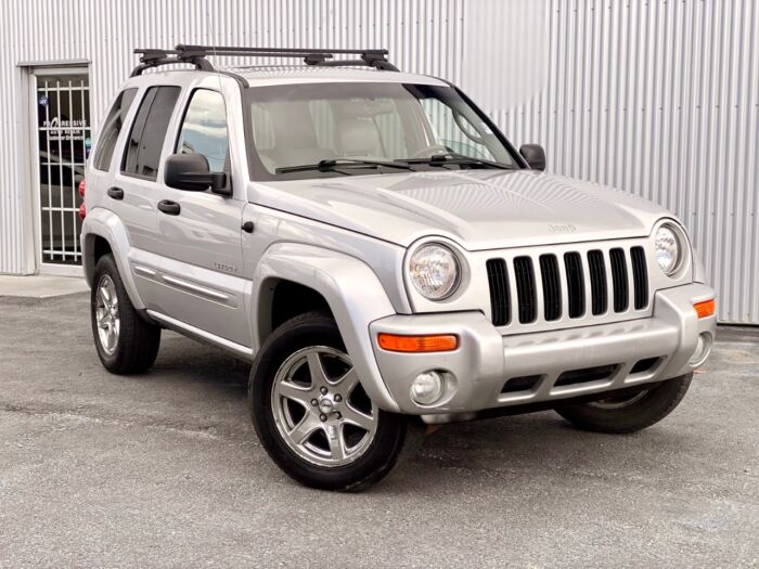 USED 2004 Jeep Liberty Limited 4dr Limited 4WD Calgary AB T2G 4P2