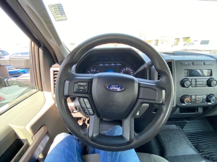 2019 Ford Super Duty F-350 SRW XL XL 4WD SuperCab 8' Box - Image 8
