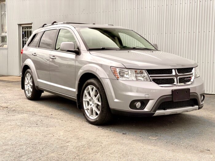 2016 Dodge Journey R/T AWD R/T / 7 PASS / LEATHER  / DVD /  BACKUP CAMERA - Image 2