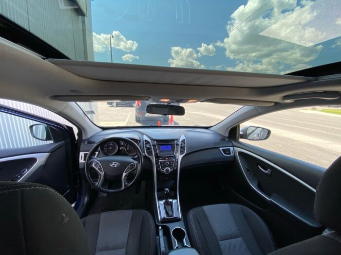 2014 Hyundai Elantra GT GLS 5dr HB Auto GLS - Image 4