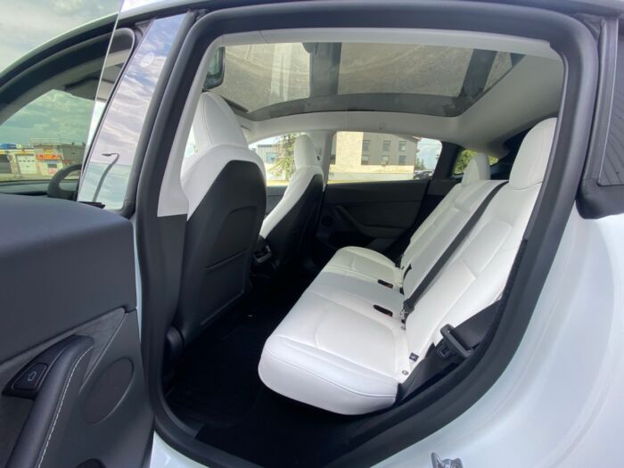 2025 Tesla Model Y Long Range Long Range AWD *Ltd Avail* - Image 5