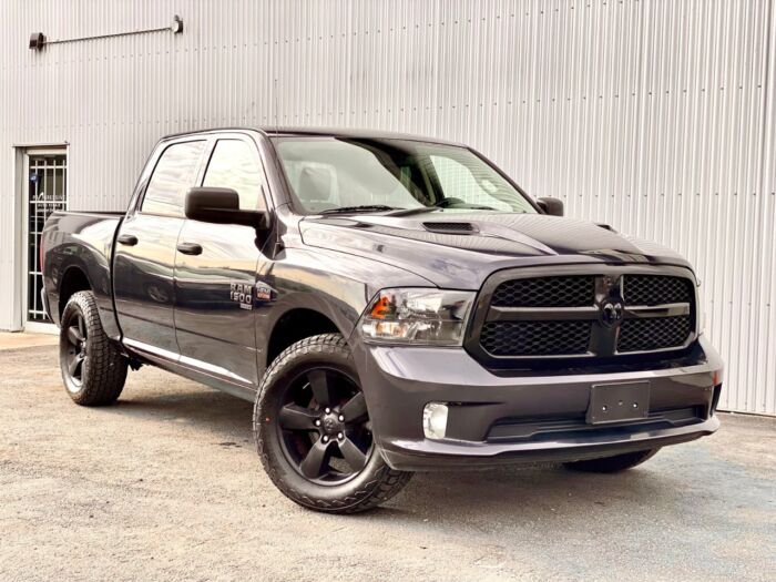 2019 Ram 1500 Classic Express Express 4x4 Crew Cab 5'7" Box - Image 2
