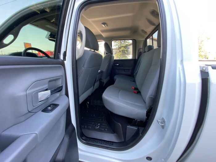 2015 Ram 1500 SLT 4WD Quad Cab 6.4 Ft Box SLT - Image 6