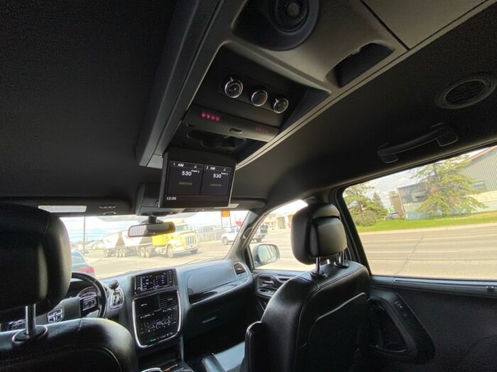 2020 Dodge Grand Caravan Premium Plus PREMIUM PLUS - BACKUP CAM - LEATHER - DVD - Image 5