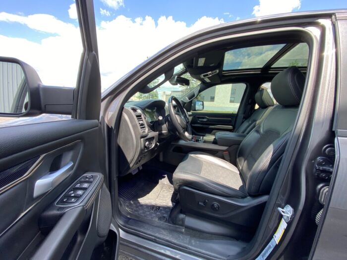 2020 Ram 1500 Sport Sport 4x4 Crew Cab 5'7" Box - Image 6