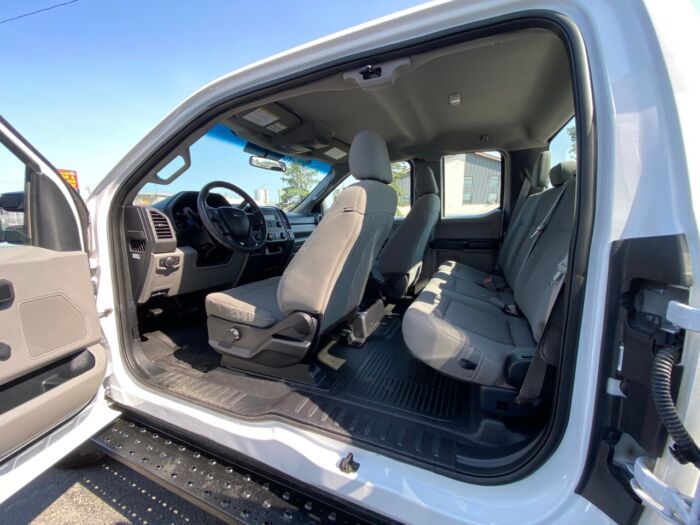2019 Ford Super Duty F-350 SRW XL XL 4WD SuperCab 8' Box - Image 6