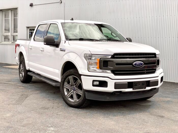 2020 Ford F-150 XLT XLT 4WD SuperCrew 5.5' Box - Image 2