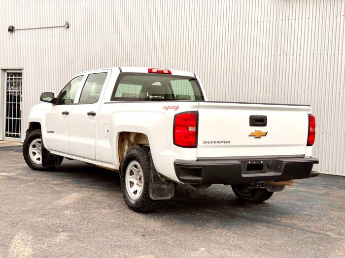 2015 Chevrolet Silverado 1500 Work Truck Crew Cab Standard Box 4-Wheel Drive Work Truck - Image 3