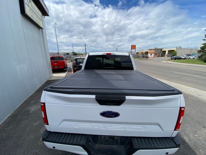 2020 Ford F-150 XLT XLT 4WD SuperCrew 5.5' Box - Image 4
