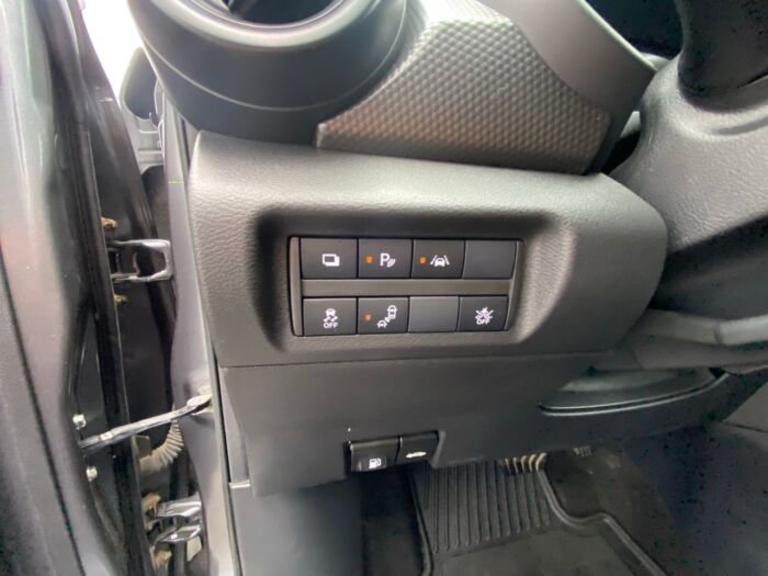2020 Nissan Kicks S S w/ BACKUP CAMERA - Image 7