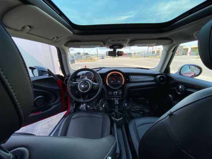 2015 MINI Cooper Hardtop - LEATHER - SUNROOF - HEATED SEATS - Image 4
