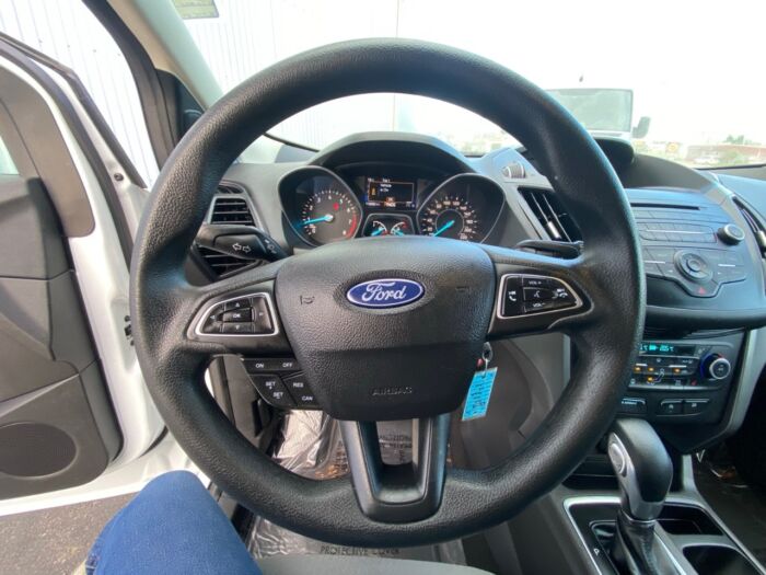 2018 Ford Escape SE SE w/ BACKUP CAMERA / HEATED FRONT SEATS - Image 9