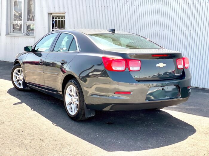 2015 Chevrolet Malibu LT 4dr Sdn LT w/1LT - Image 3